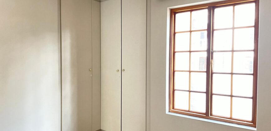 2 Bedroom Apartment to Rent in Hyde Park