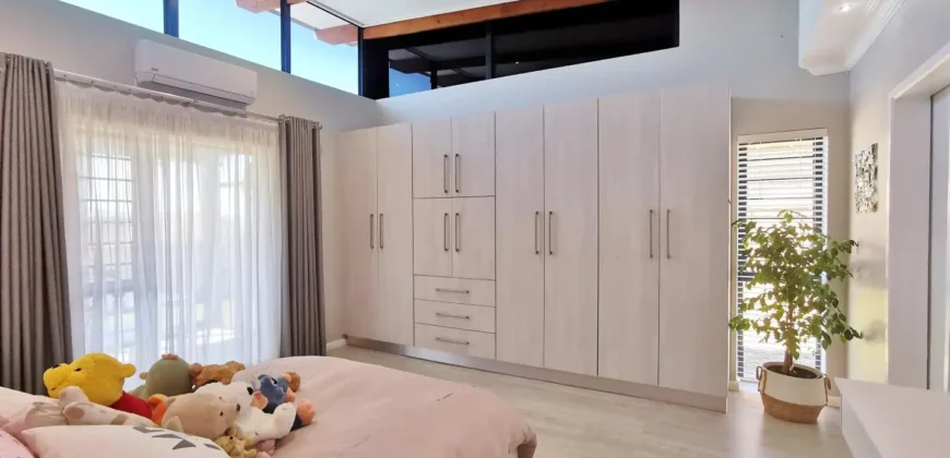 Modern 3 Bedroom Townhouse for Sale in Kamma Heights