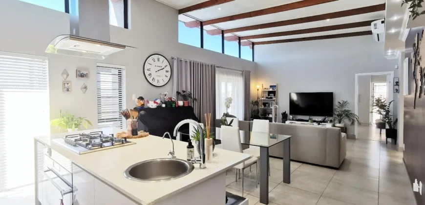 Modern 3 Bedroom Townhouse for Sale in Kamma Heights