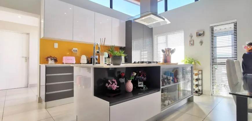Modern 3 Bedroom Townhouse for Sale in Kamma Heights