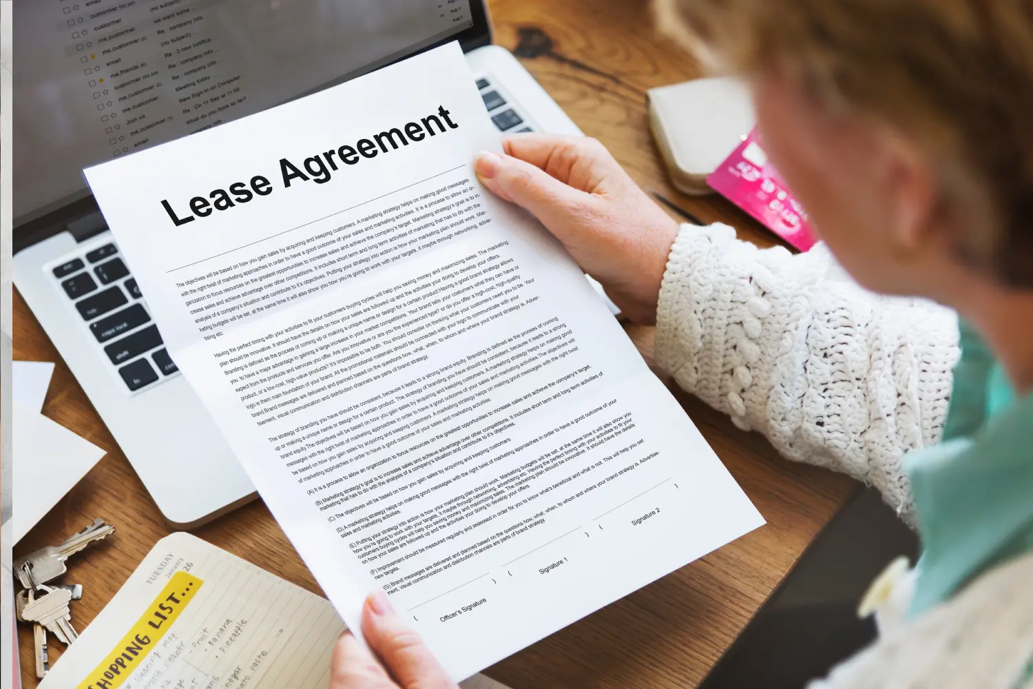 Blog 100 Why Understanding Your Lease Agreement Before Signing Is Crucial