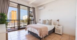 2 Bedroom Apartment for Sale in Umhlanga Rocks