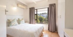2 Bedroom Apartment for Sale in Umhlanga Rocks