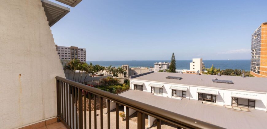 2 Bedroom Apartment for Sale in Umhlanga Rocks