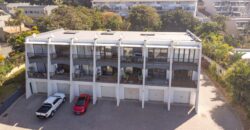 2 Bedroom Apartment for Sale in Umhlanga Rocks