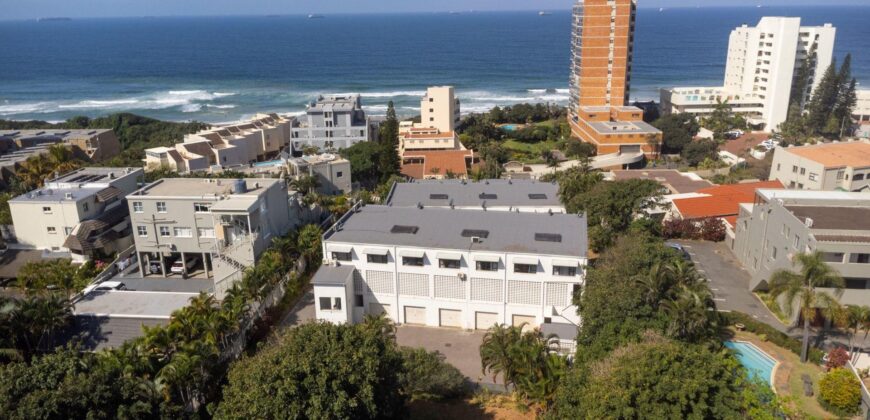 2 Bedroom Apartment for Sale in Umhlanga Rocks
