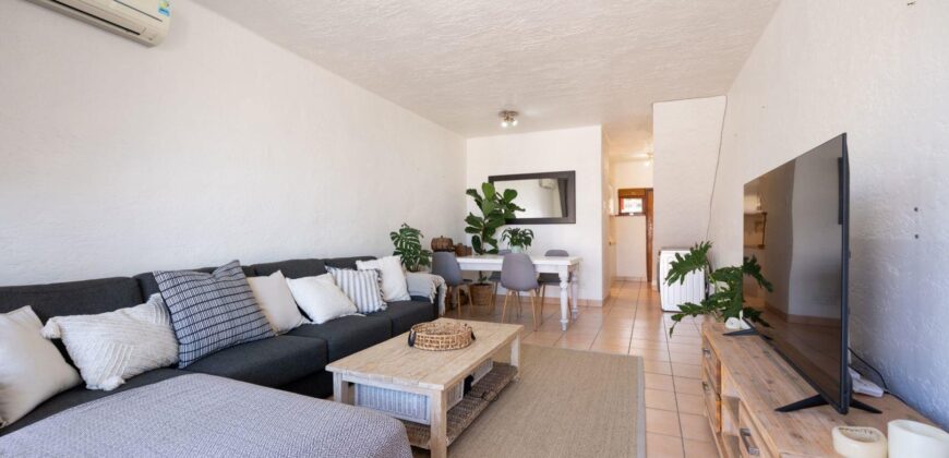 2 Bedroom Apartment for Sale in Umhlanga Rocks