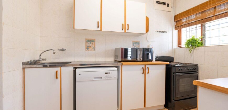 2 Bedroom Apartment for Sale in Umhlanga Rocks