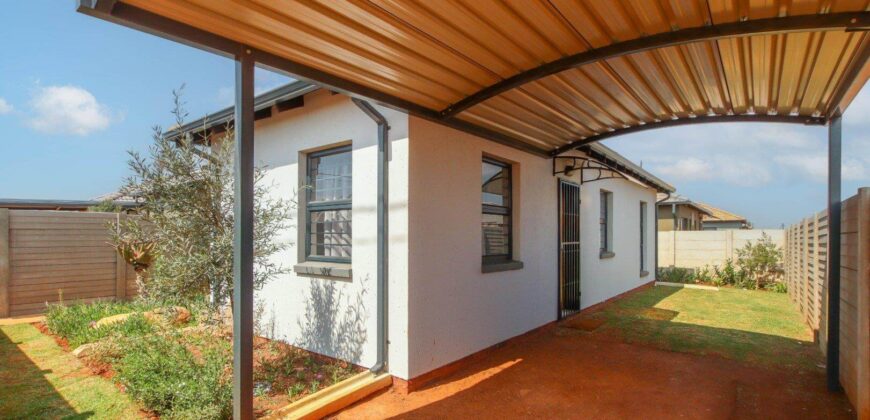 2 Bedroom House for Sale in Protea Glen