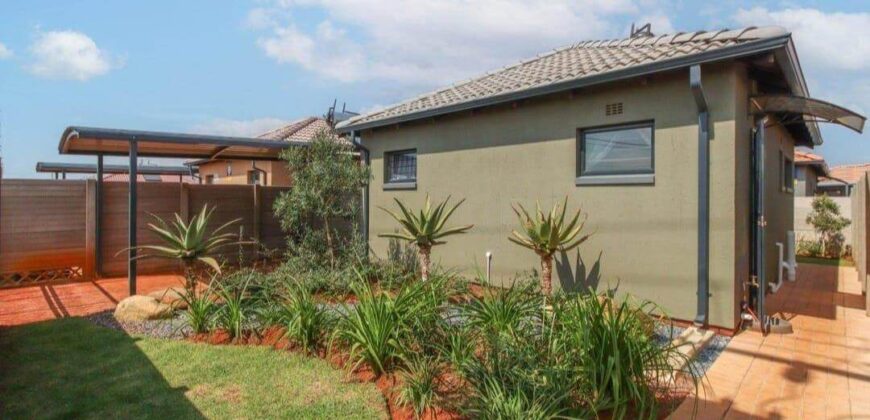 2 Bedroom House for Sale in Protea Glen