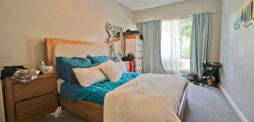 3 Bedroom Apartment for Sale in Beacon Bay