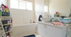 3 Bedroom Apartment for Sale in Beacon Bay