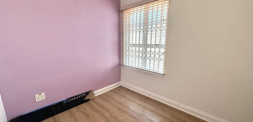 3 Bedroom Apartment for Sale in Summerstrand