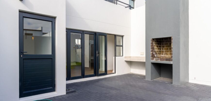 4 Bedroom House for Sale in Cape Farms