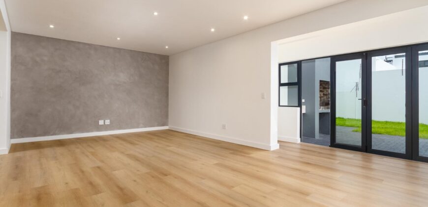 4 Bedroom House for Sale in Cape Farms