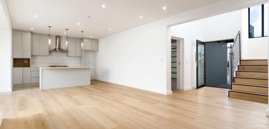 4 Bedroom House for Sale in Cape Farms