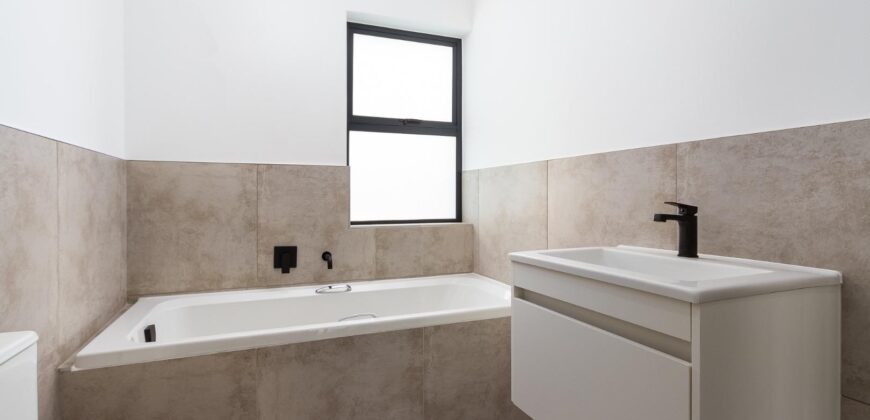 4 Bedroom House for Sale in Cape Farms
