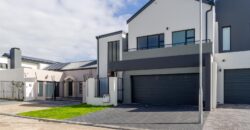 4 Bedroom House for Sale in Cape Farms