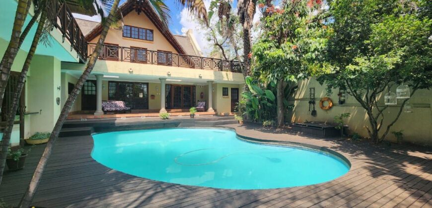 15-Bedroom Commercial Property for Sale in Cashan