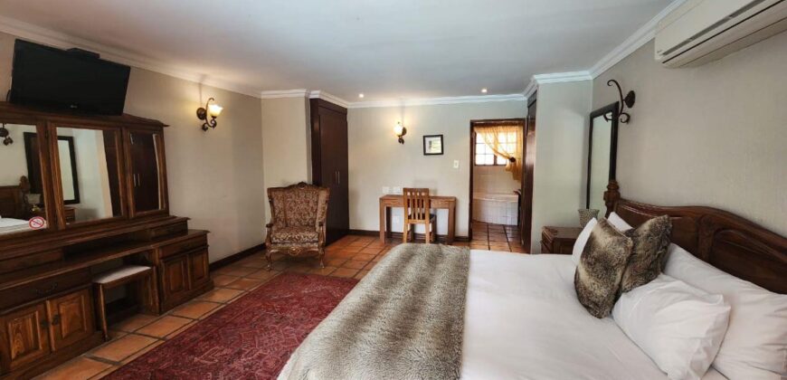 15-Bedroom Commercial Property for Sale in Cashan
