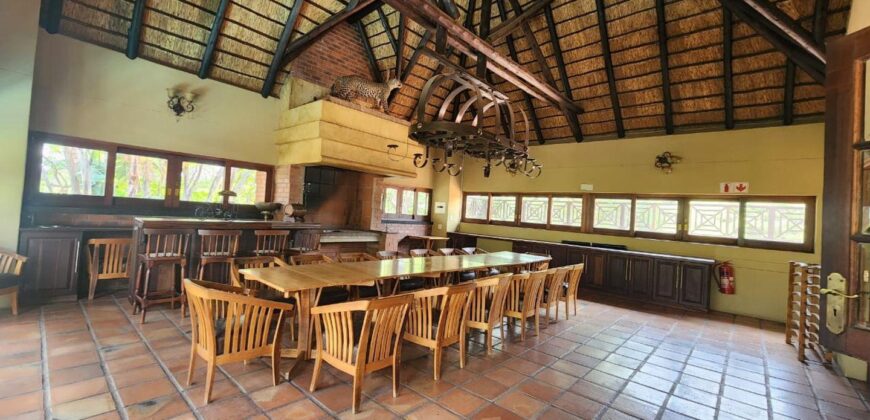 15-Bedroom Commercial Property for Sale in Cashan